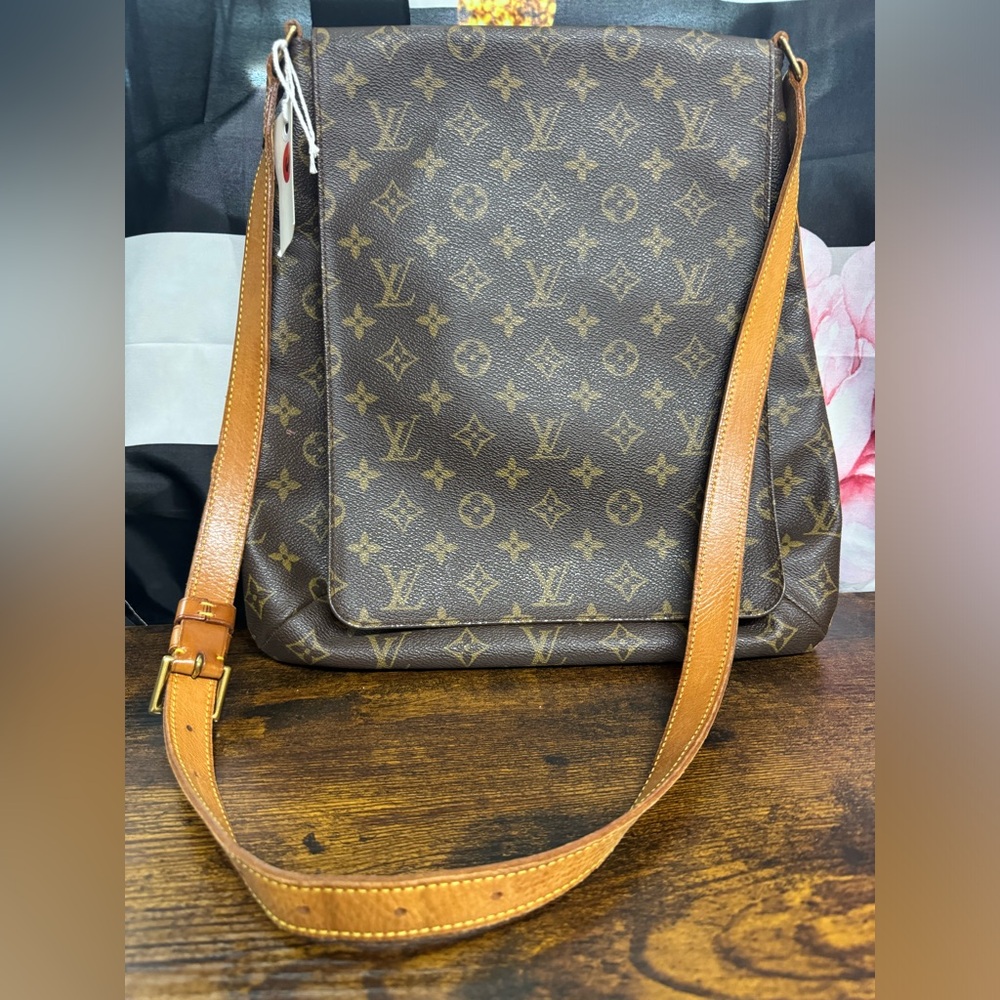 authentic louis vuitton musette GM